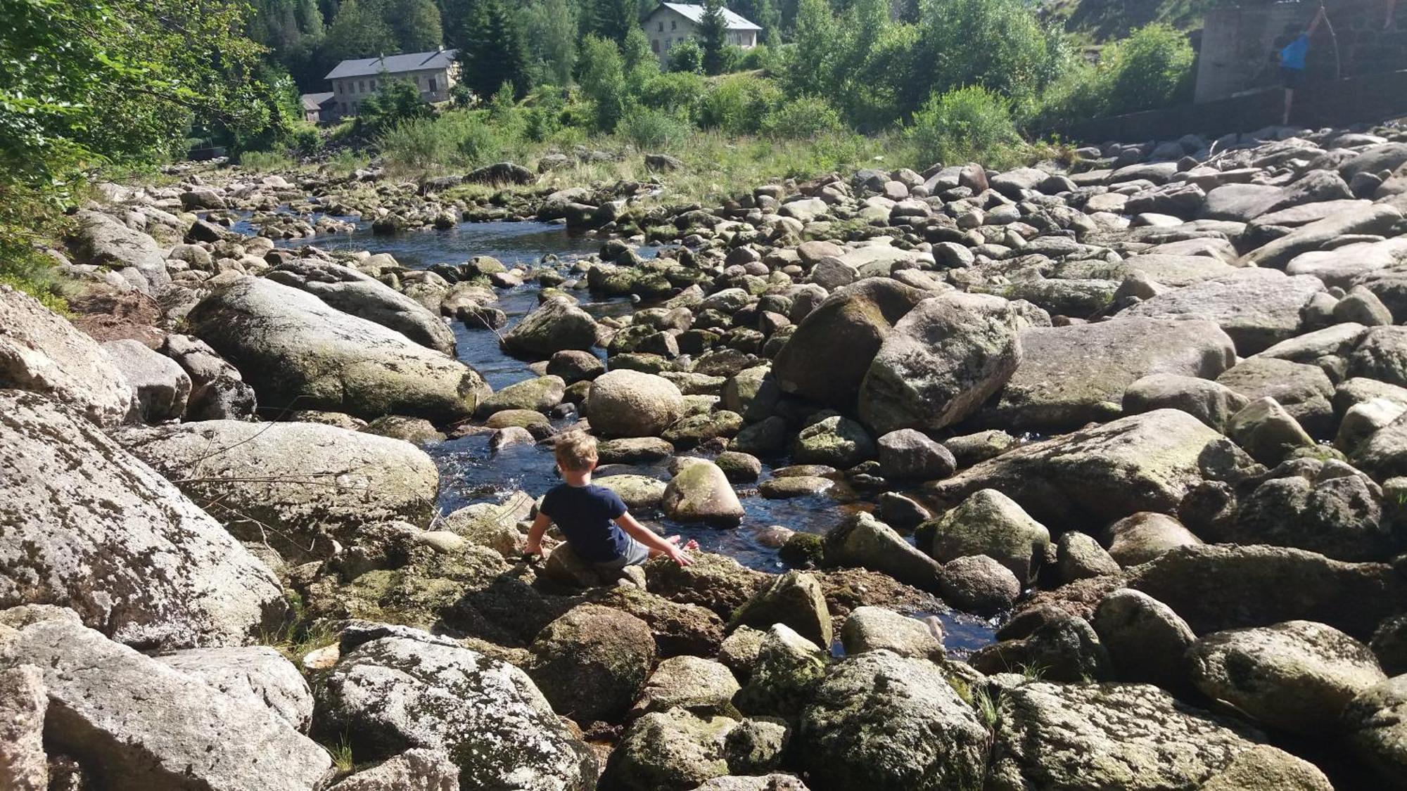 Utulny Byt V Jizerskych Horach -Apartman Mili Kořenov Esterno foto